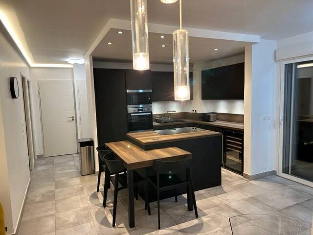 Appartement à louer, 85m², Valbonne