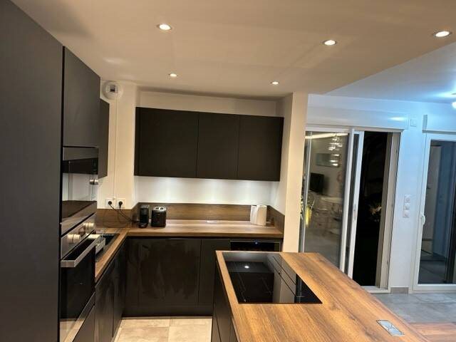 Appartement à louer, 85m², Valbonne