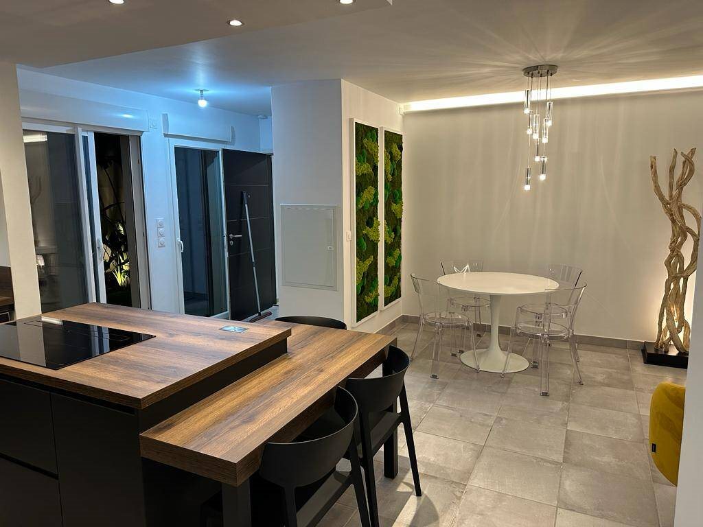 Appartement à louer, 85m², Valbonne