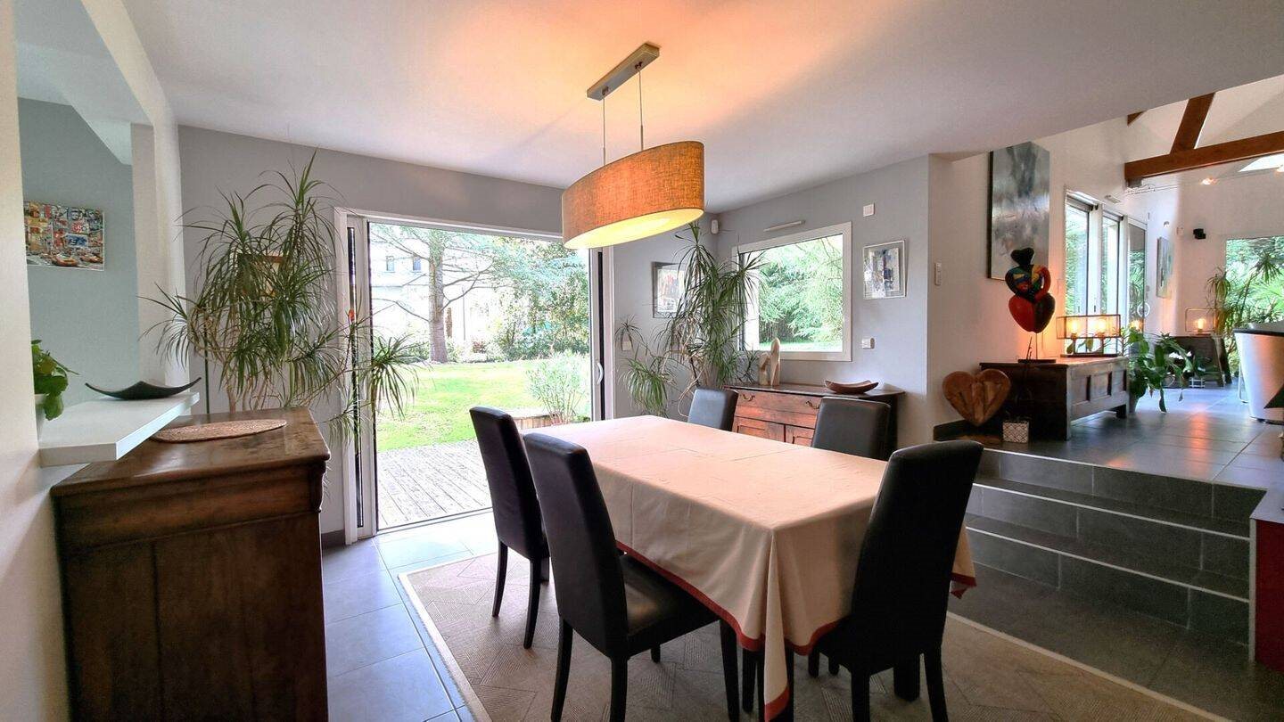 Maison à vendre, 230m², Sautron