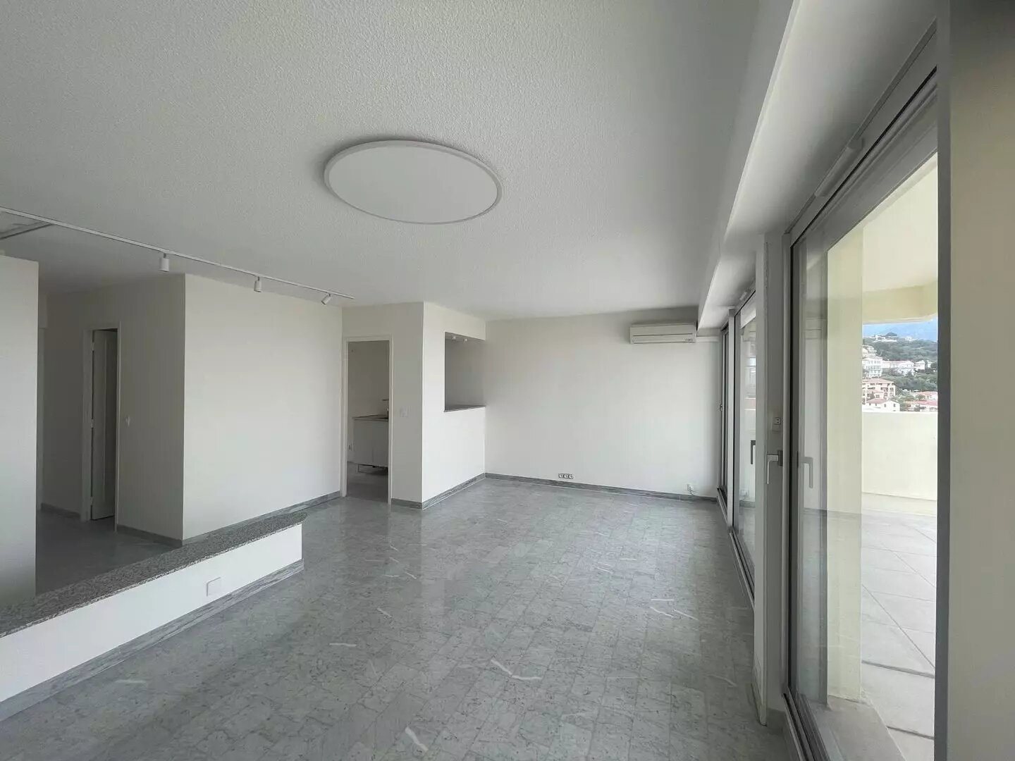 Appartement à louer, 49m², Roquebrune-Cap-Martin