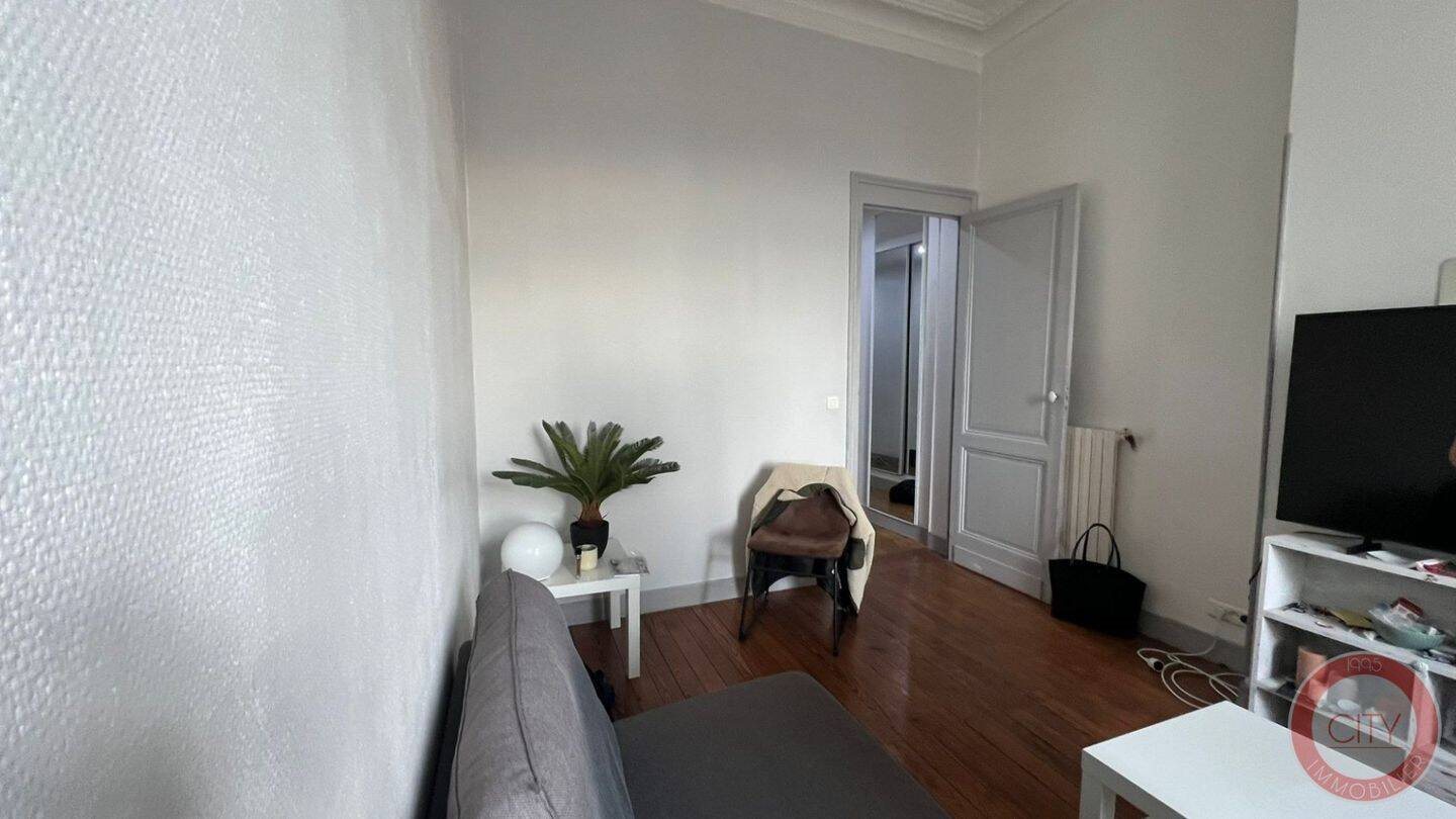 Appartement à louer, 44m², Bordeaux