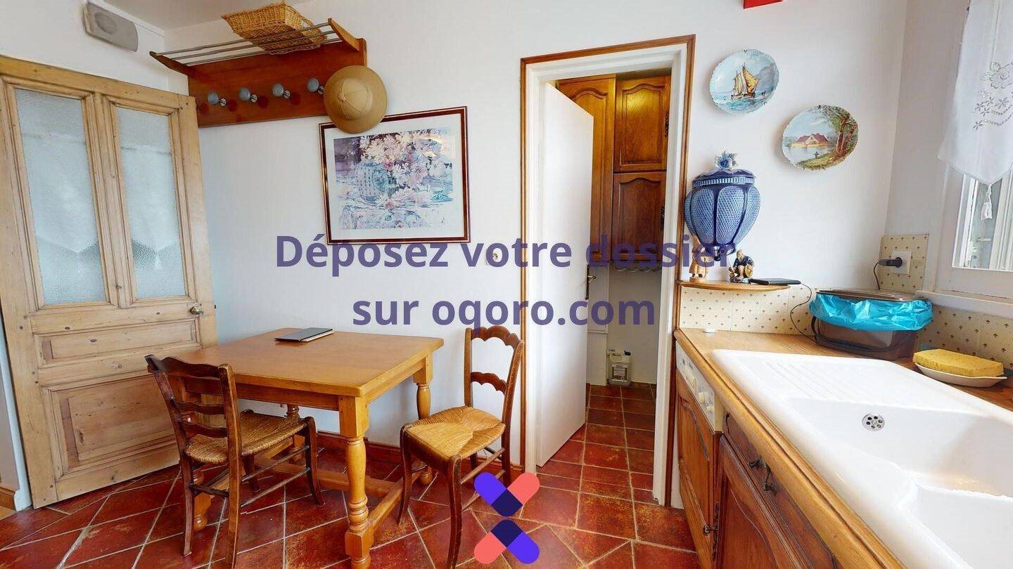 Appartement à louer, 80m², Vénissieux