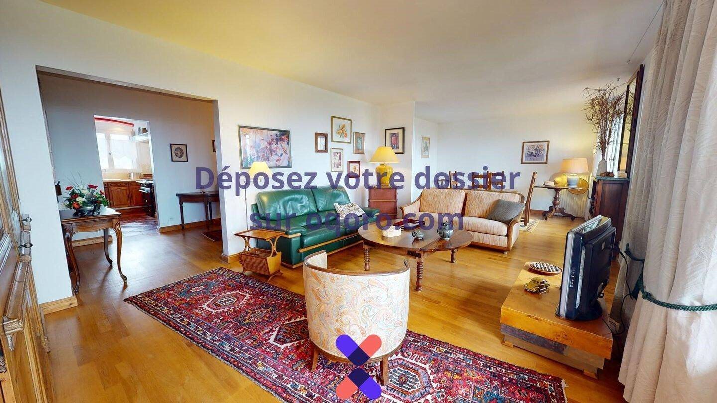 Appartement à louer, 80m², Vénissieux