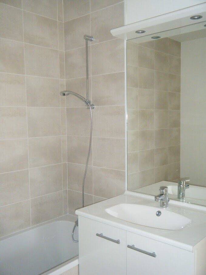 Appartement à louer, 45m², Bron