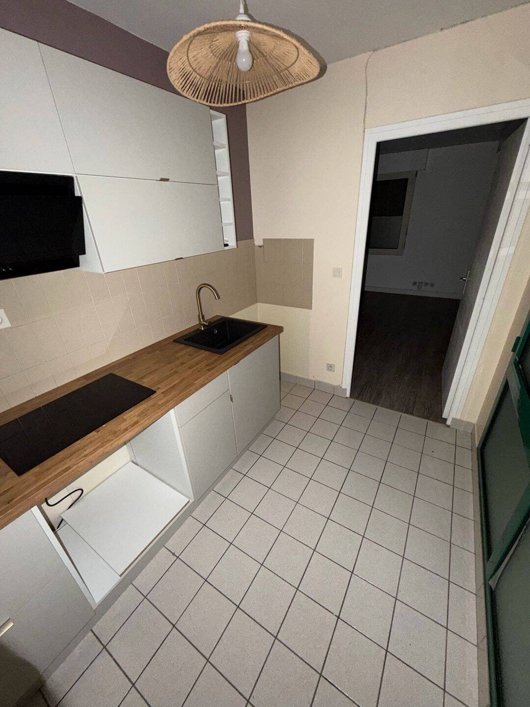 Appartement à louer, 29m², Tours