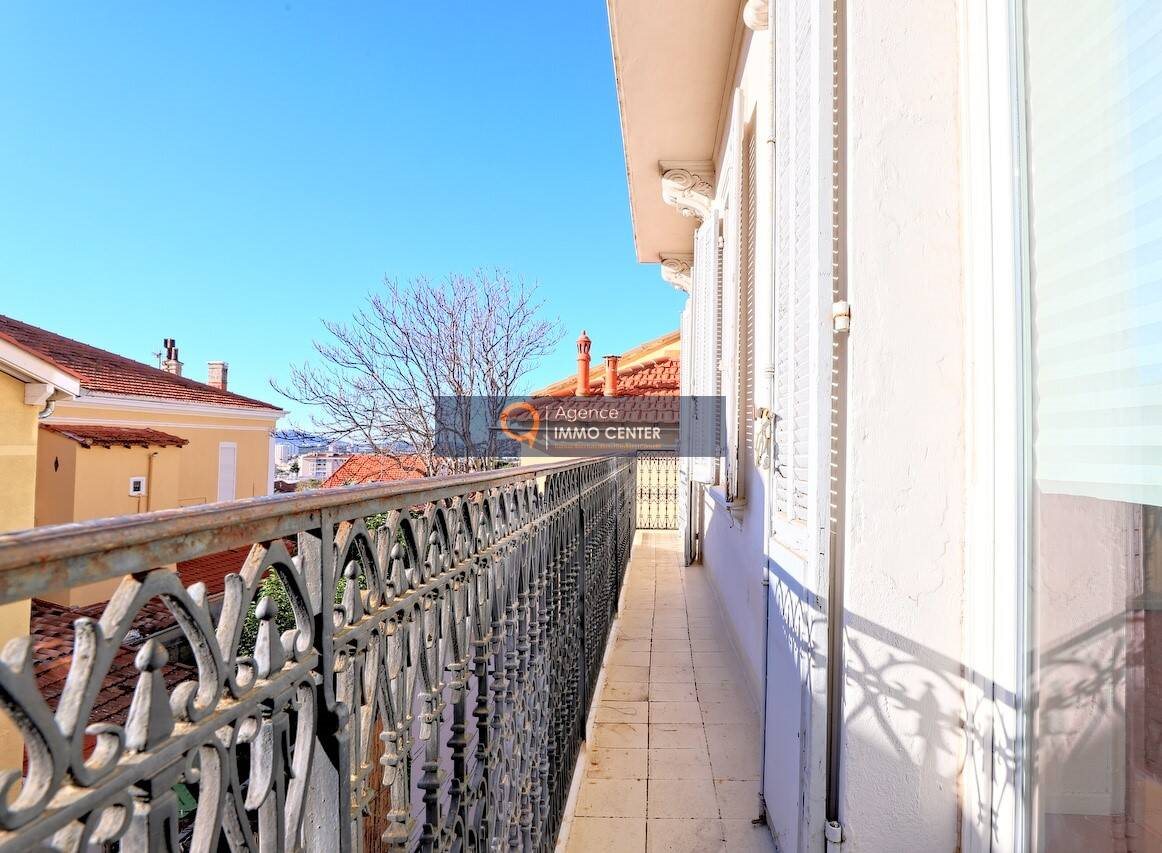 Appartement à louer, 46m², Toulon