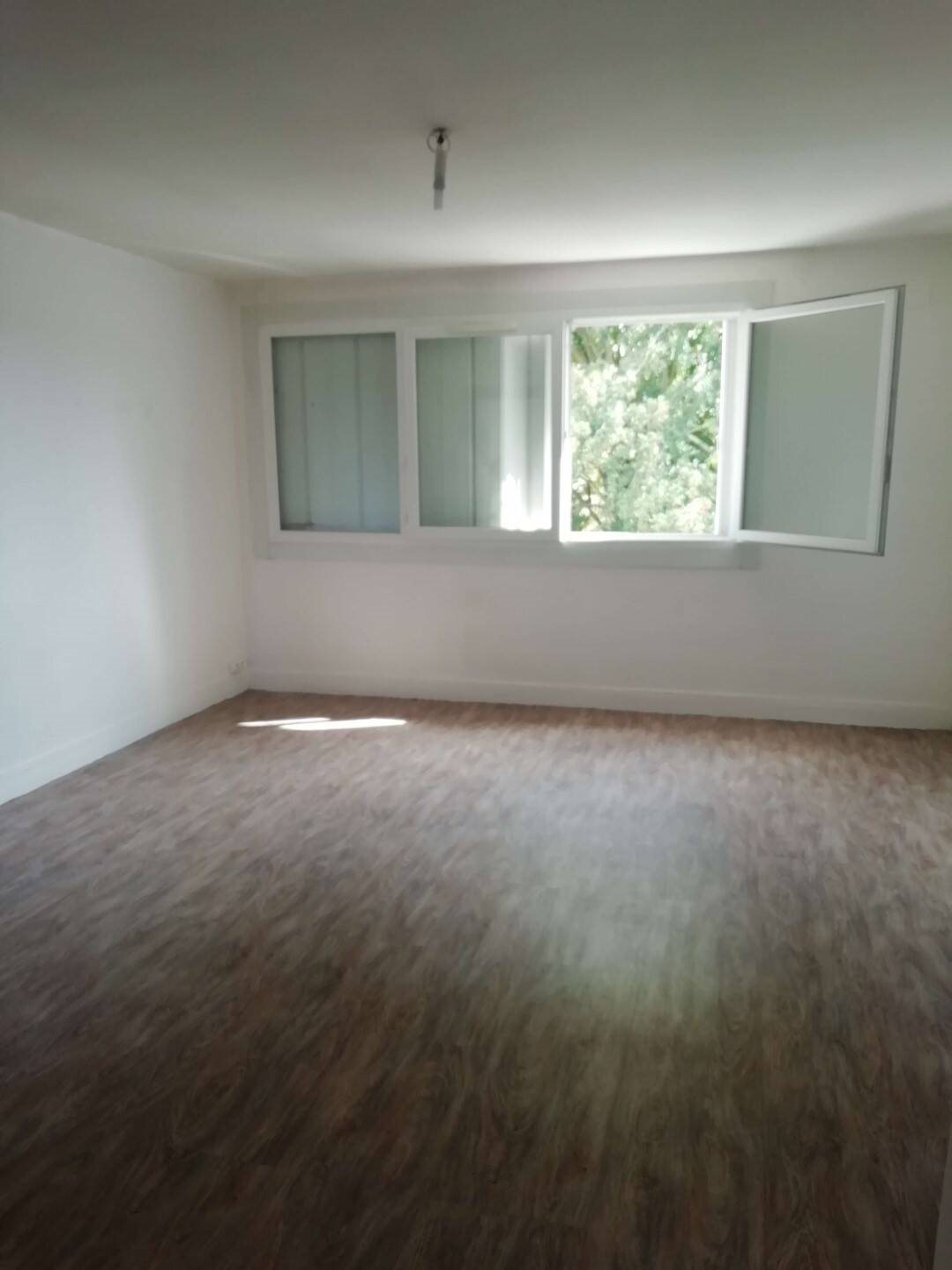 Appartement à louer, 67m², Aubergenville