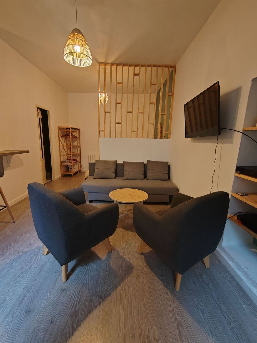 Appartement à louer, 30m², Nîmes