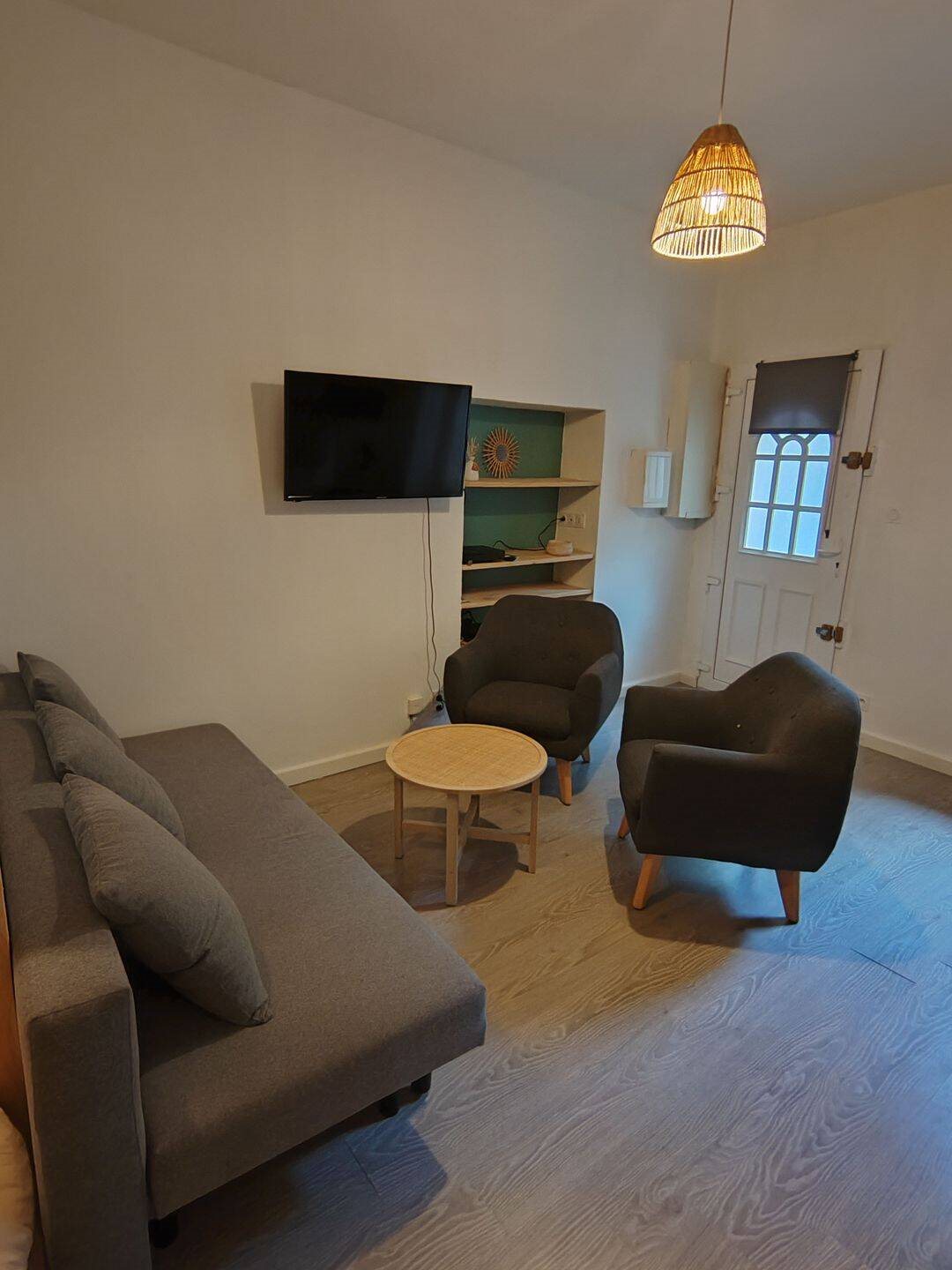 Appartement à louer, 30m², Nîmes