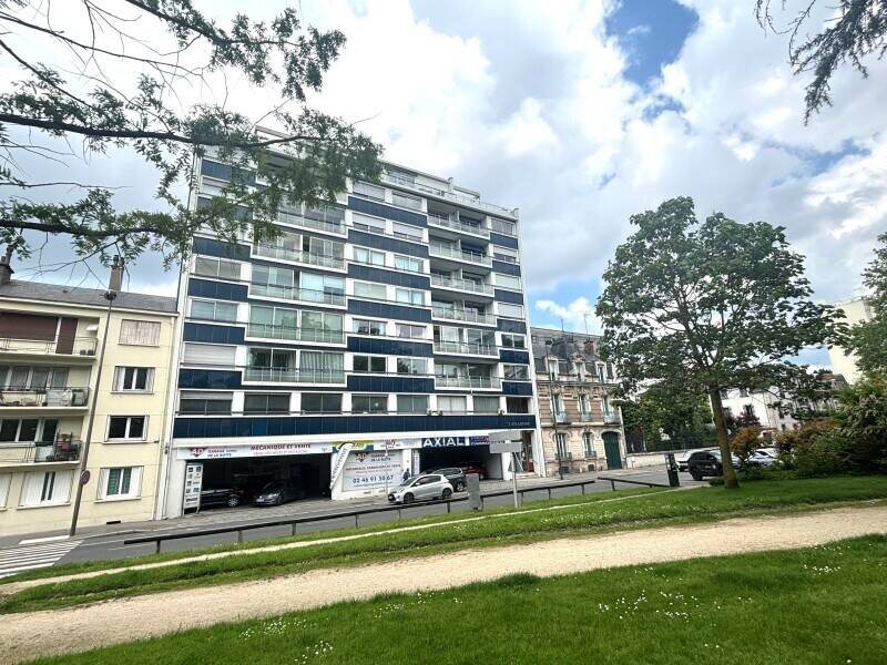 Appartement à louer, 91m², Orléans