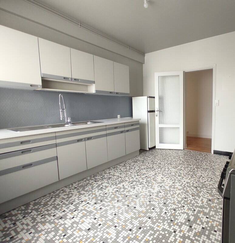 Appartement à louer, 91m², Orléans