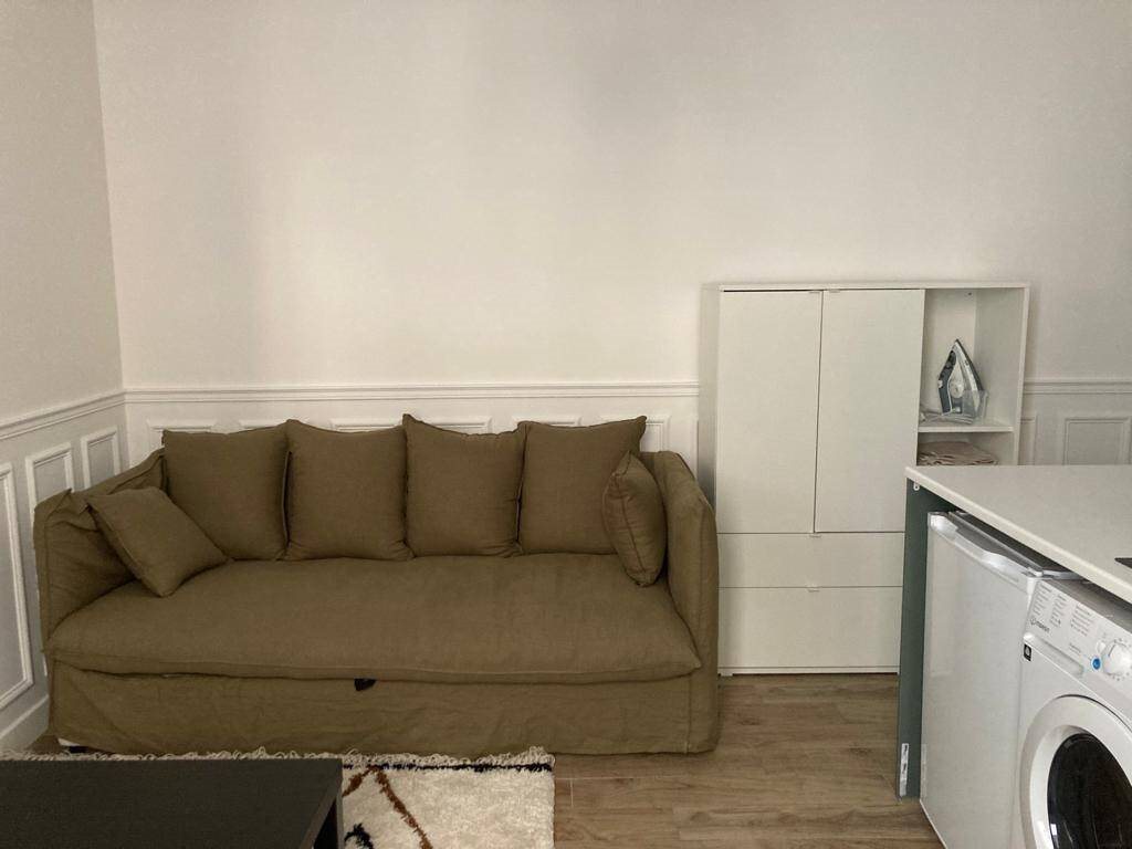 Appartement à louer, 16m², Paris 17ème