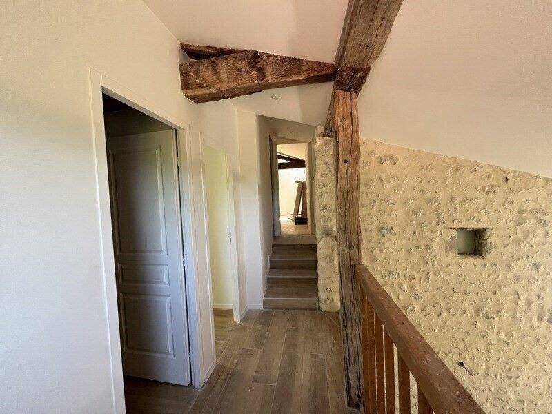 Maison à louer, 81m², Brie-sous-Chalais