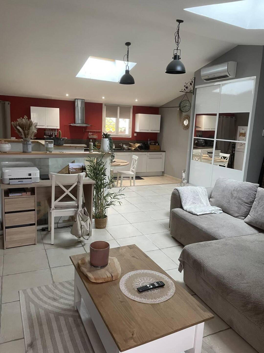 Appartement à louer, 95m², Luc-sur-Orbieu