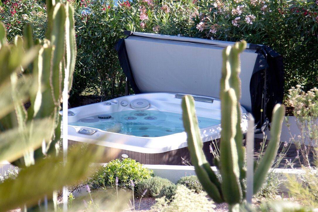 Maison à louer, 250m², Carqueiranne