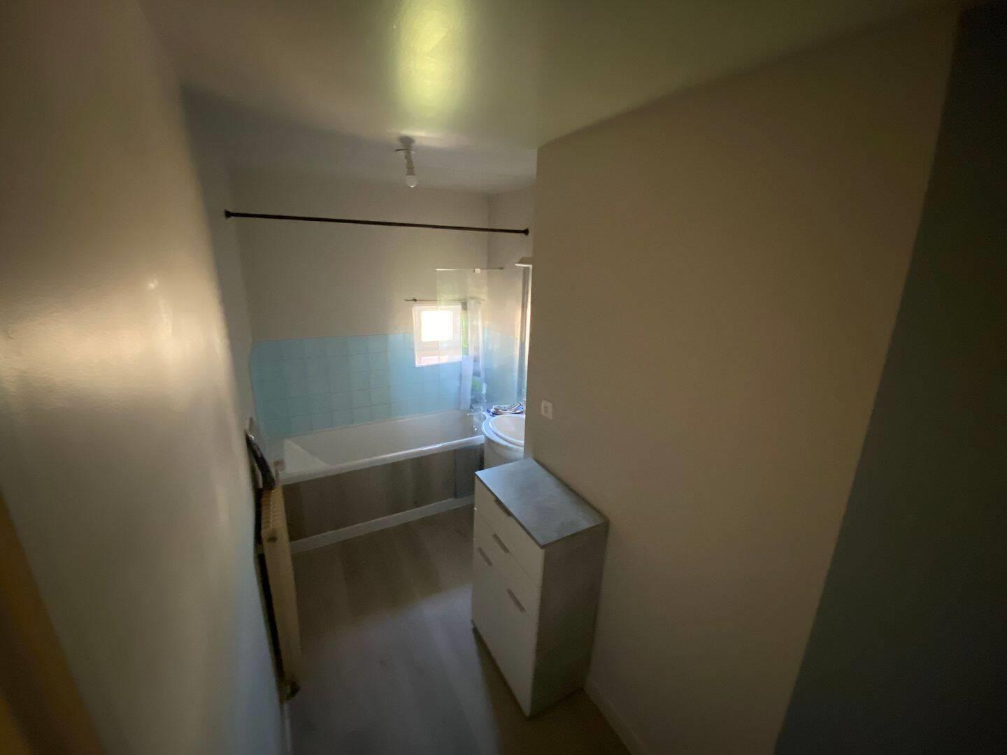Appartement à louer, 80m², Saint-Etienne
