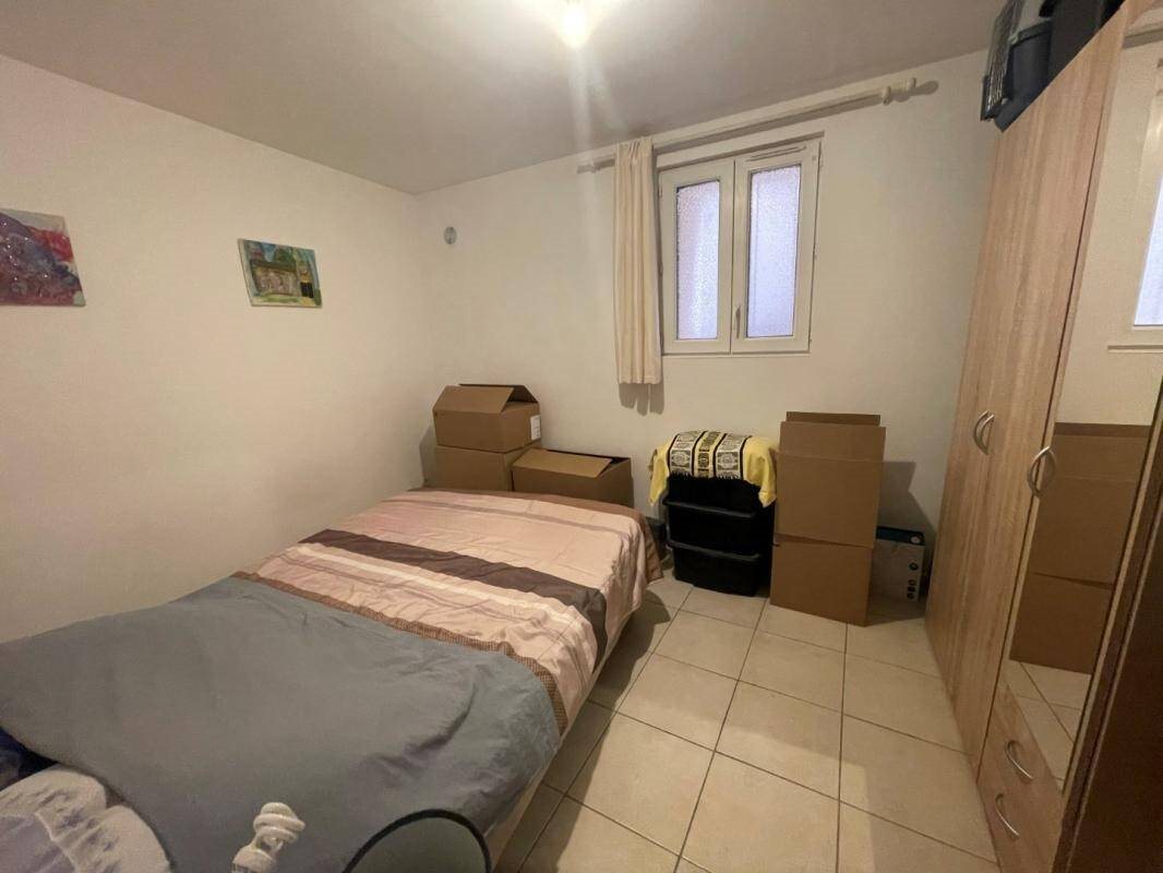 Appartement à louer, 28m², Nans-les-Pins