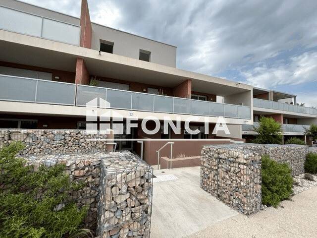 Appartement à louer, 82m², Rochefort-du-Gard