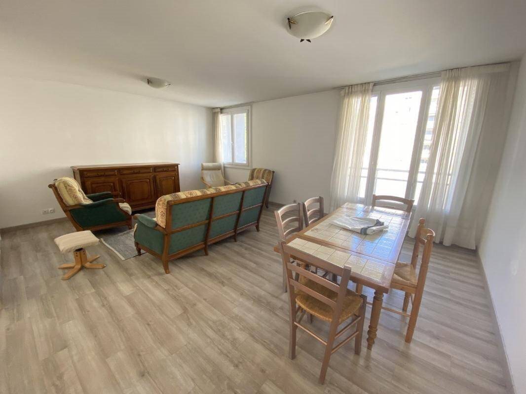 Appartement à louer, 71m², Grenoble