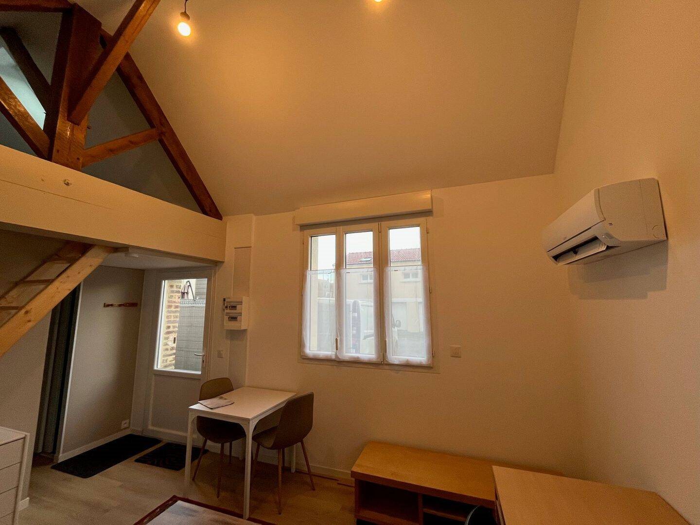 Appartement à louer, 23m², Lassigny