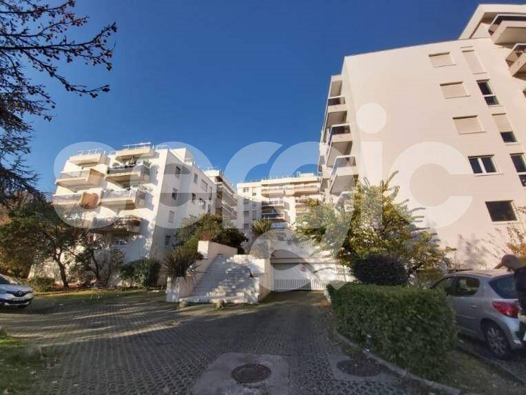 Appartement à louer, 29m², Bordeaux