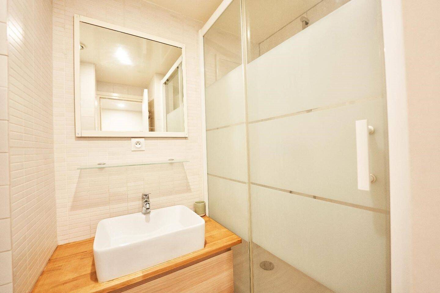 Appartement à louer, 17m², Paris 16ème