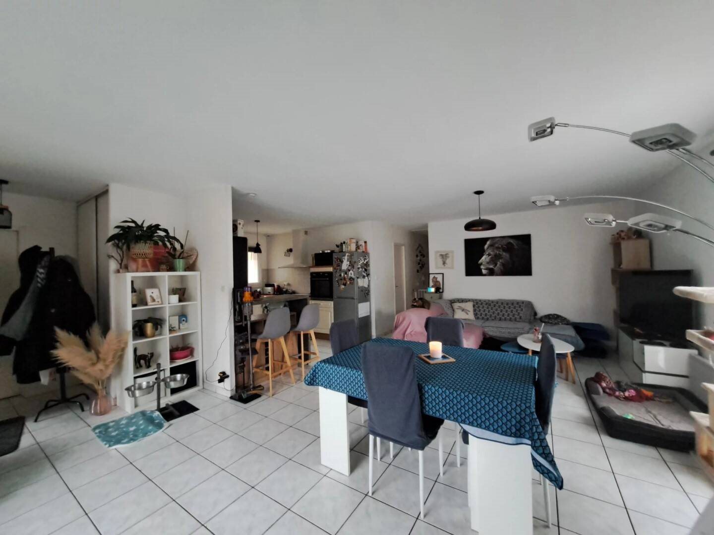 Maison à louer, 94m², Hostens
