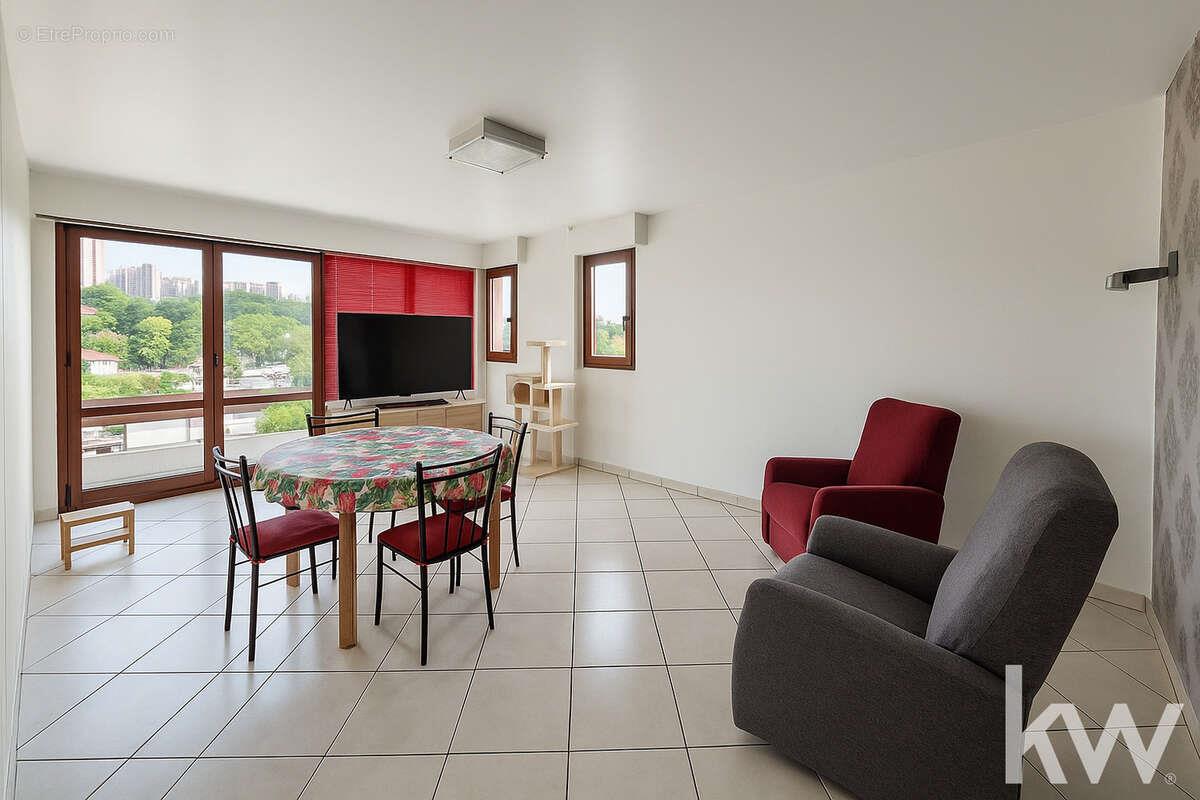 Appartement à vendre, 67m², Saint-Etienne
