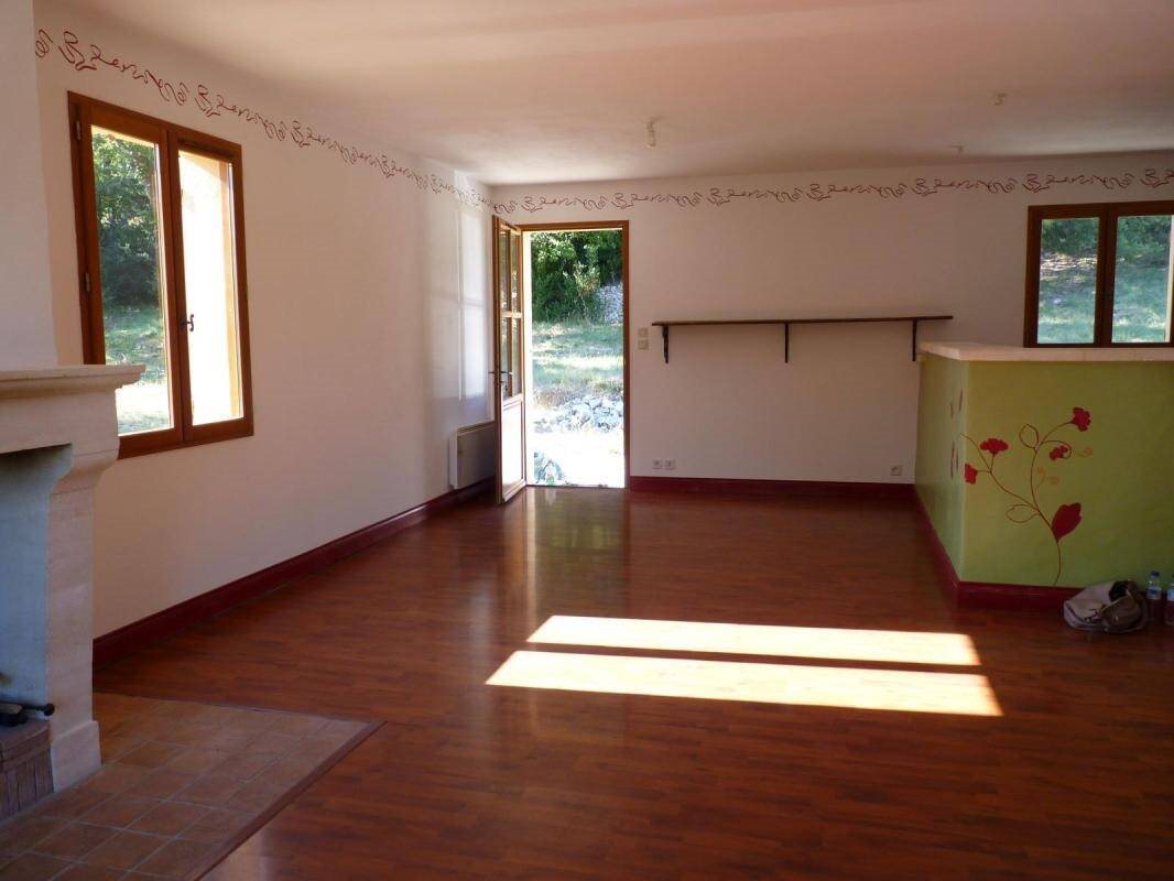 Maison à louer, 80m², Bourg-Saint-Andéol