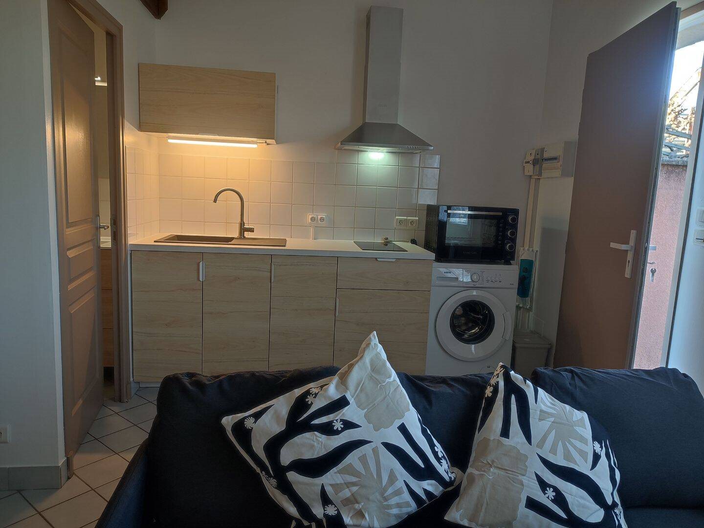 Appartement à louer, 28m², Aubenas