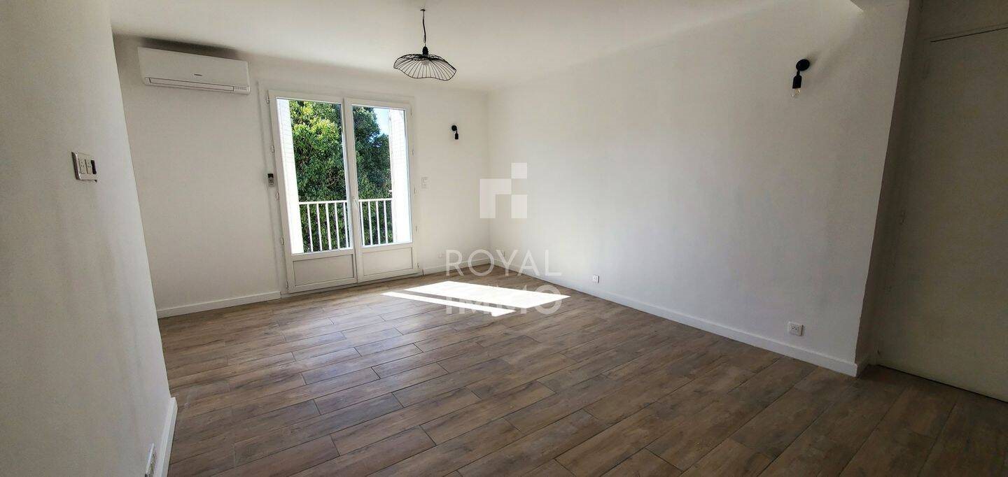 Appartement à louer, 52m², Toulon
