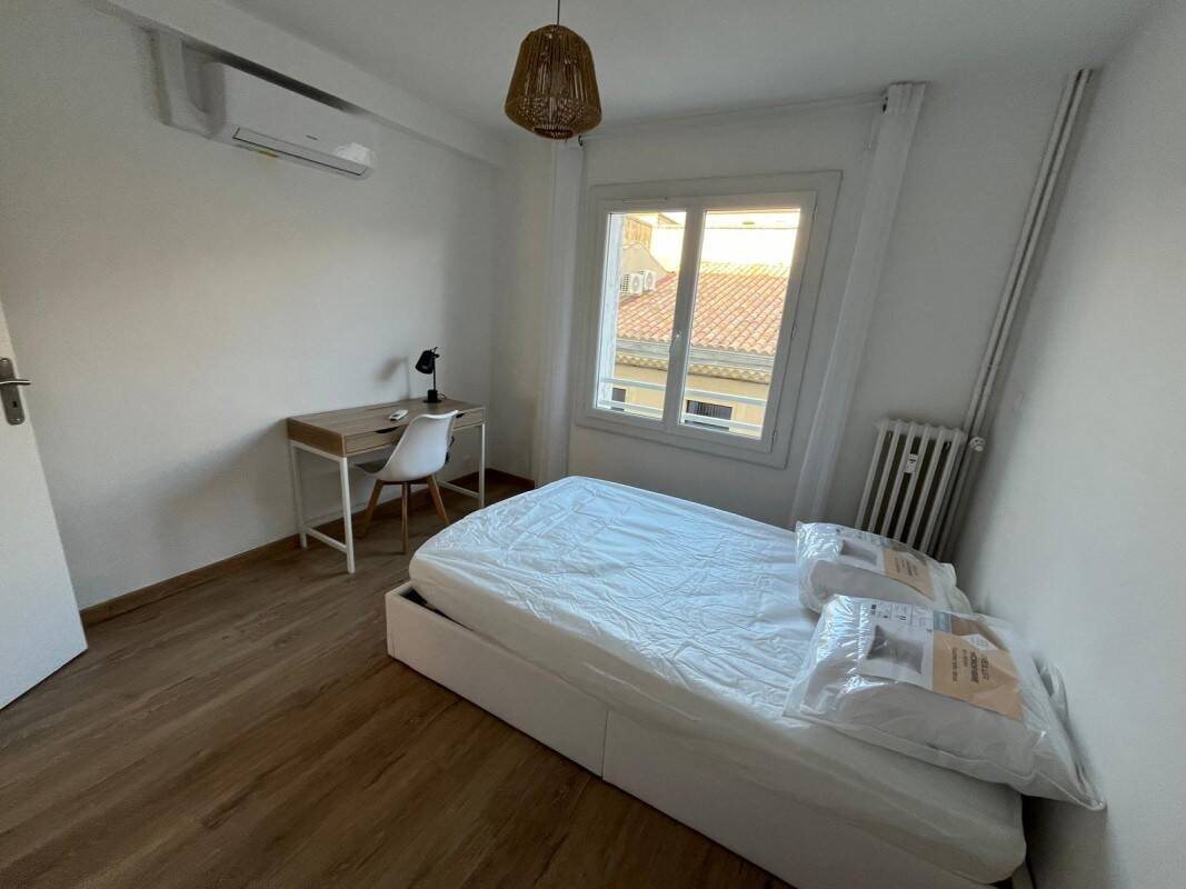 Appartement à louer, 70m², Nîmes