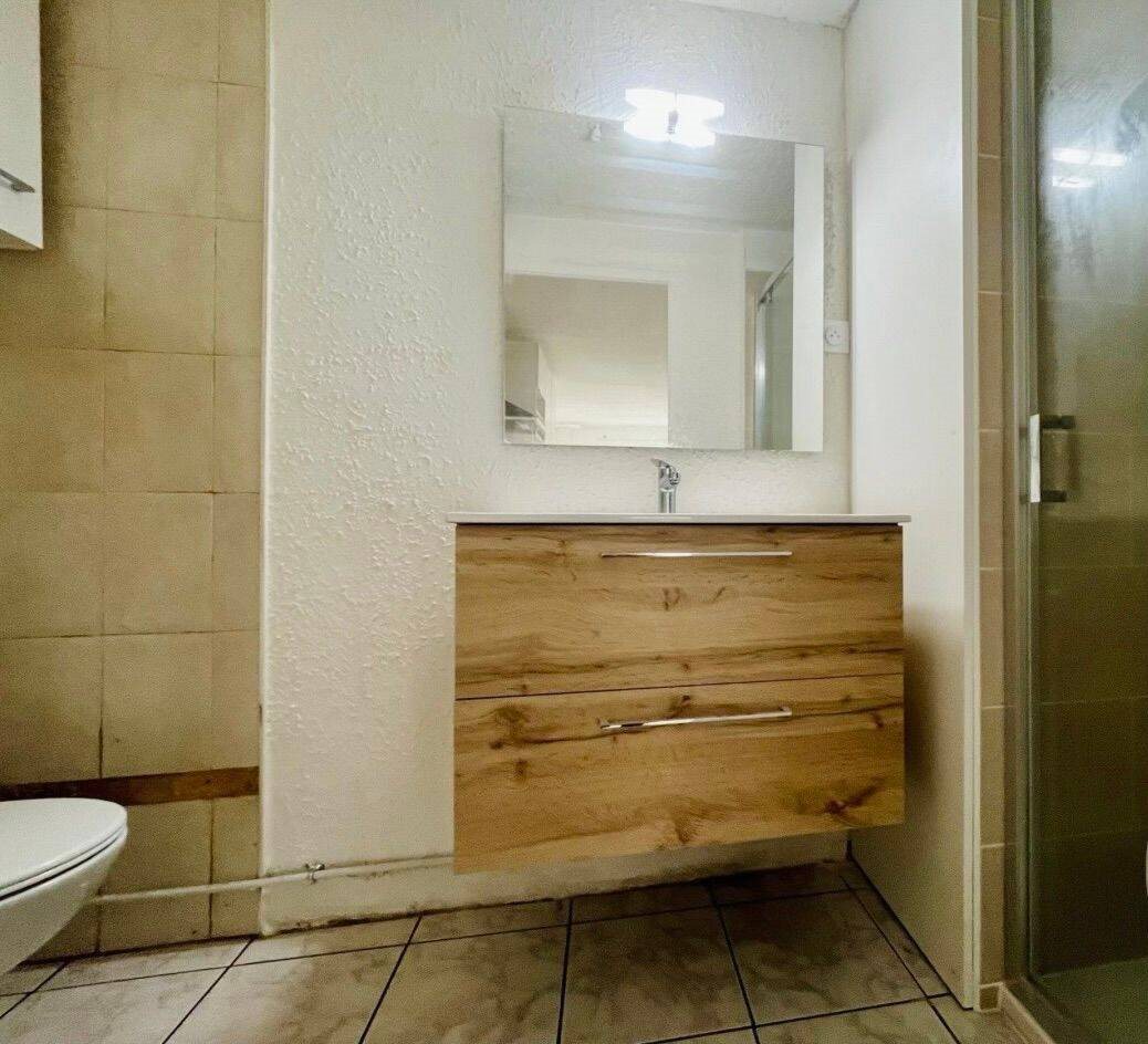 Appartement à louer, 55m², Alès