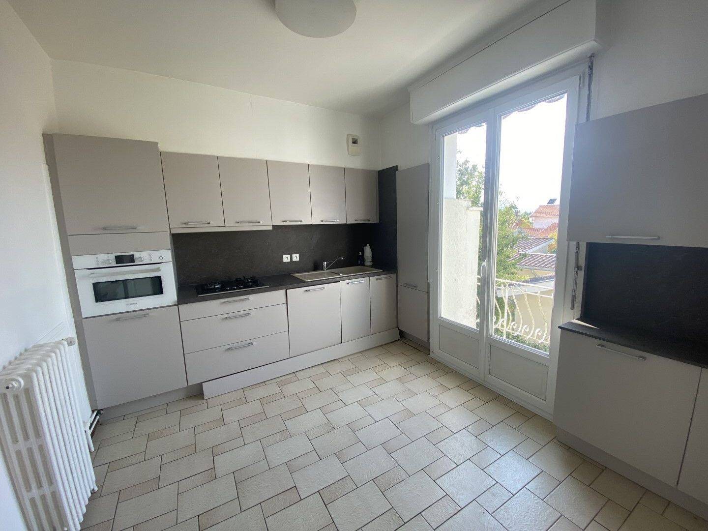 Appartement à louer, 116m², Bordeaux