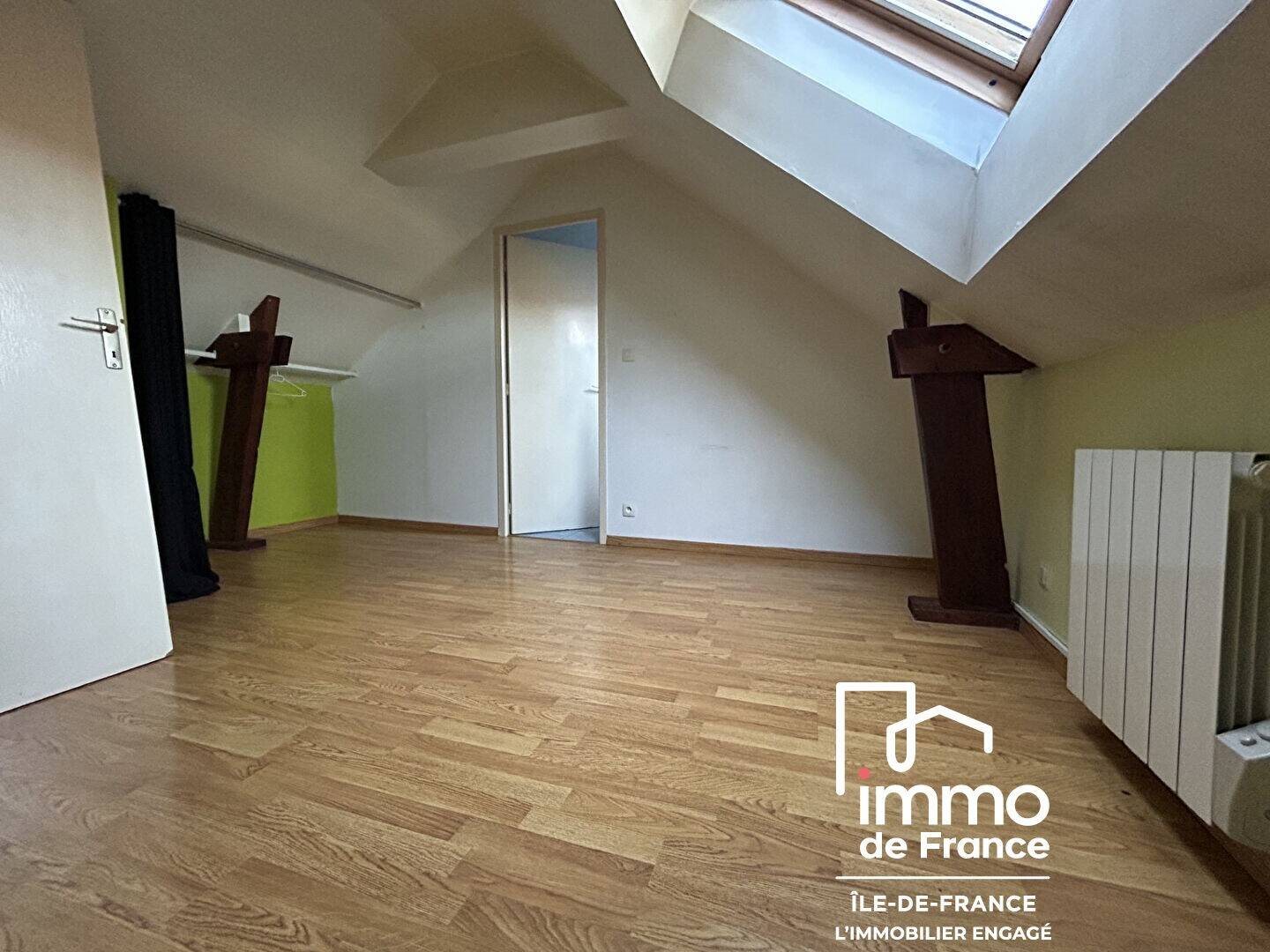 Appartement à louer, 45m², Sours