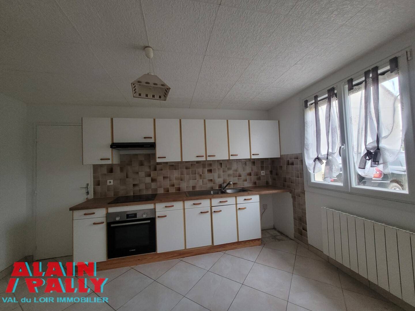 Maison à louer, 73m², Flacey