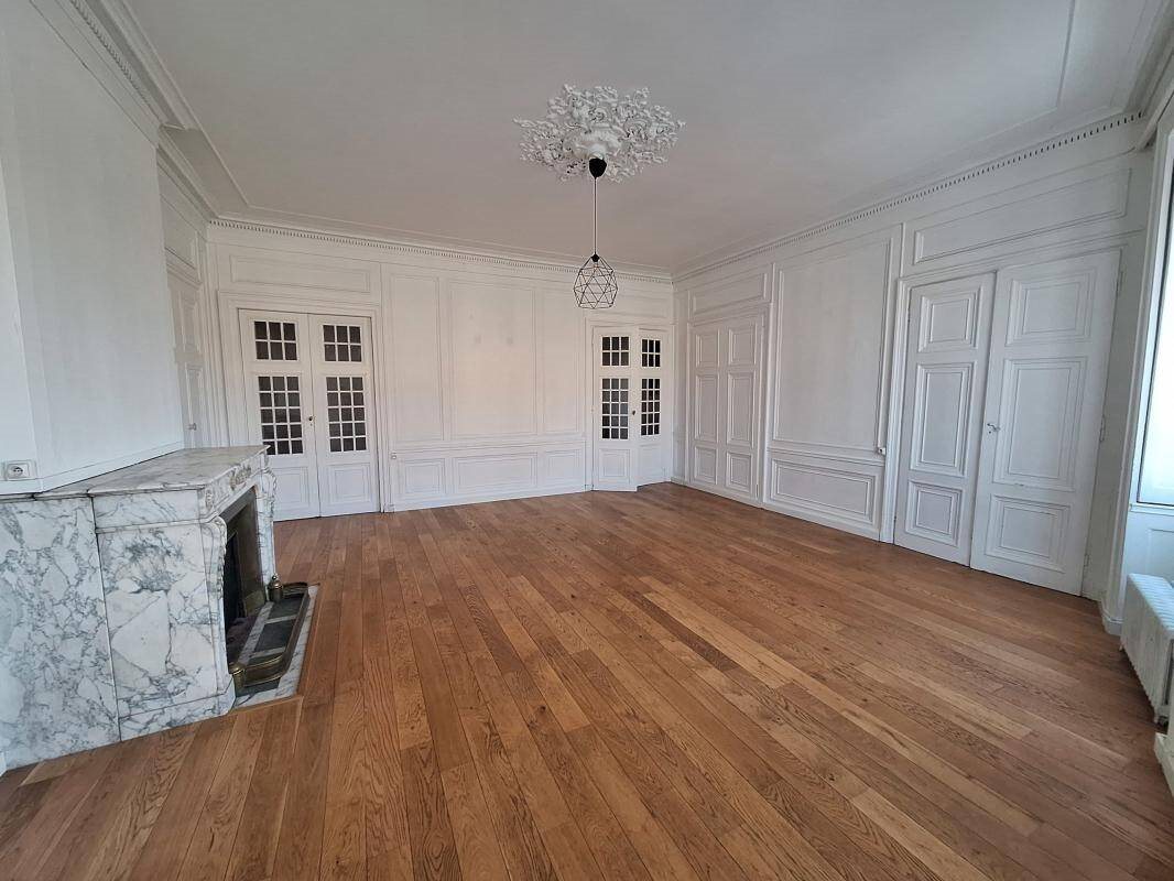 Appartement à louer, 112m², Lyon 1er