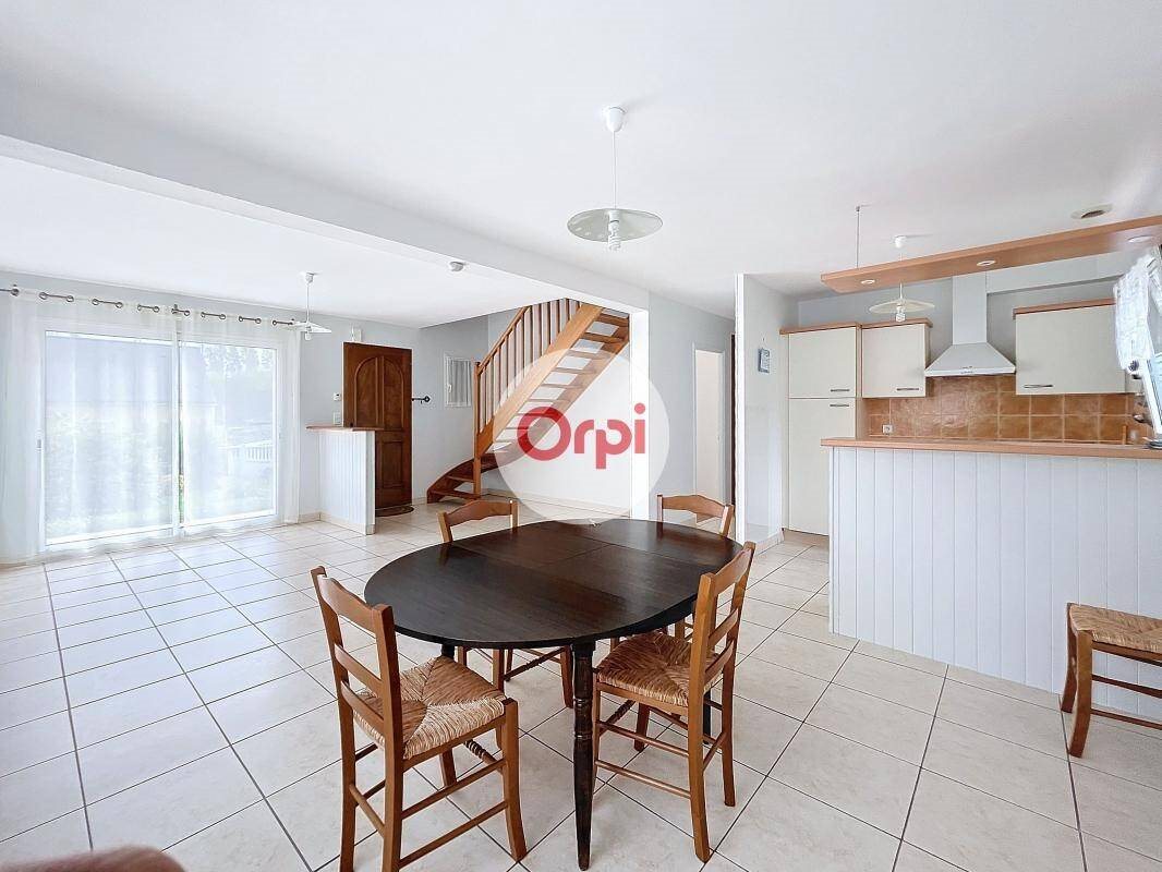 Maison à louer, 94m², Muzillac