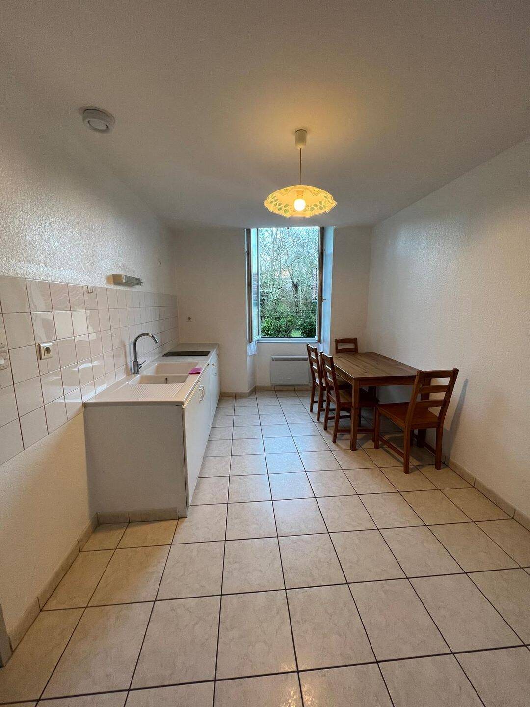 Appartement à louer, 43m², Chalais