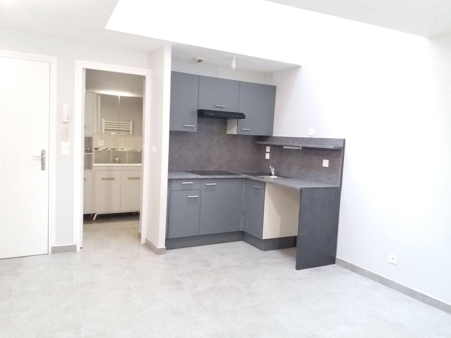 Appartement à louer, 33m², Saint-Romain-de-Popey