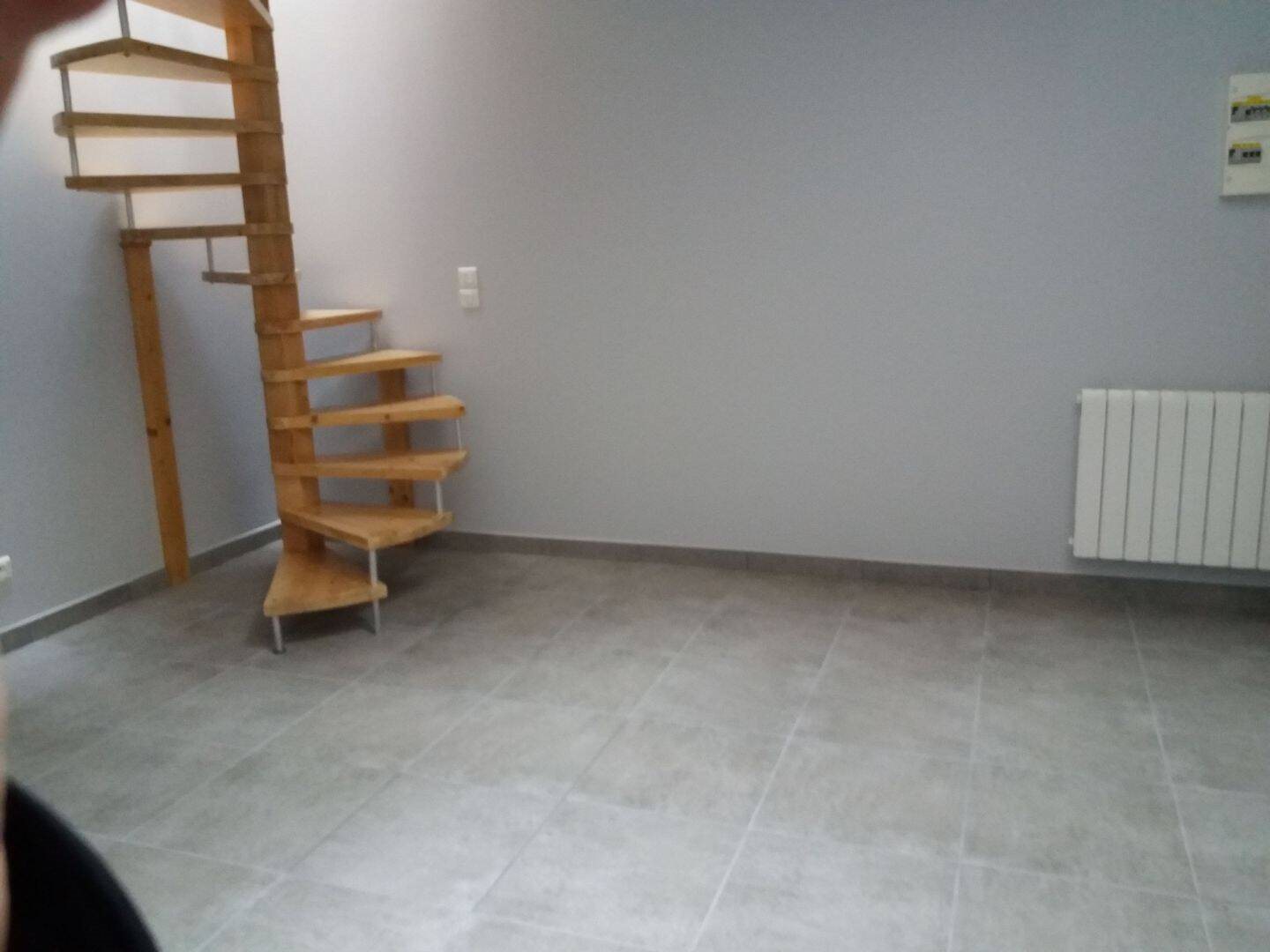 Appartement à louer, 33m², Saint-Romain-de-Popey