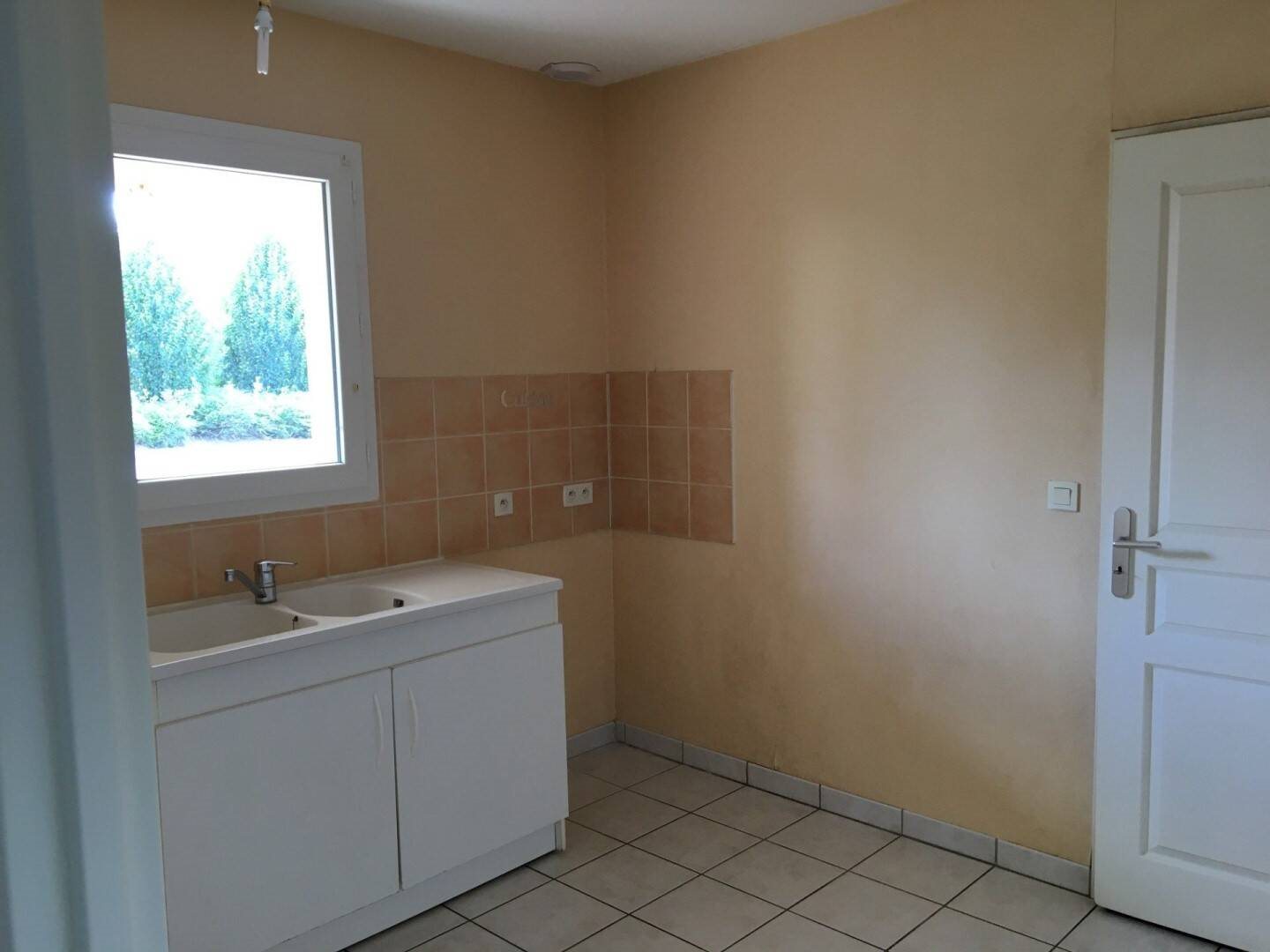 Maison à louer, 85m², Objat