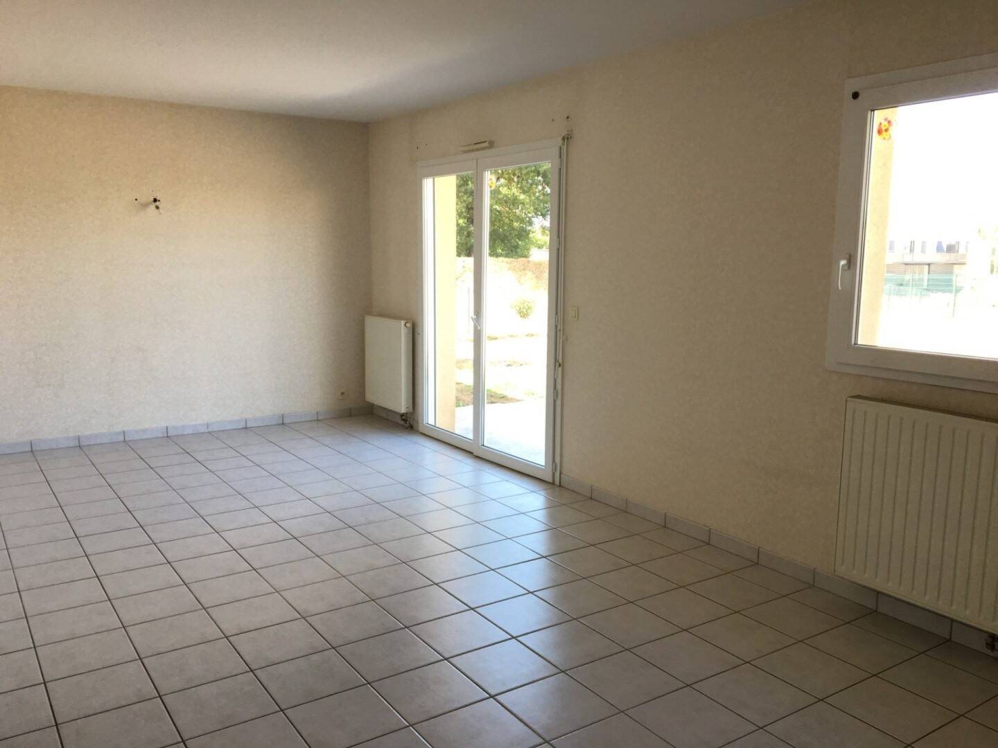 Maison à louer, 85m², Objat