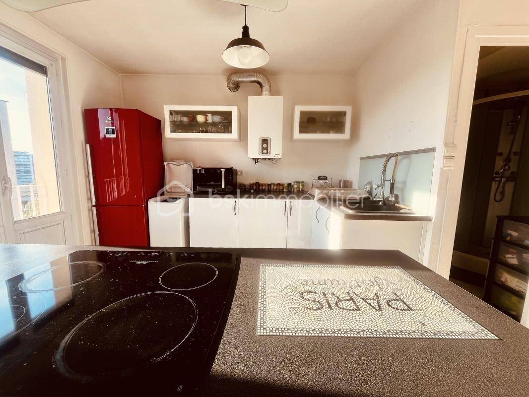 Appartement à vendre, 65m², Saint-Etienne