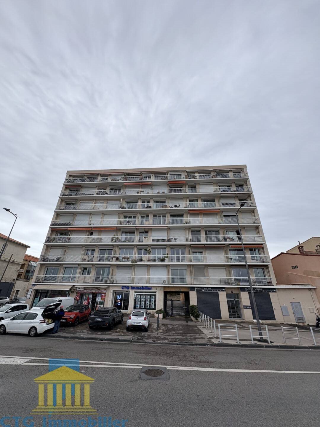 Appartement à louer, 41m², Marseille 8ème