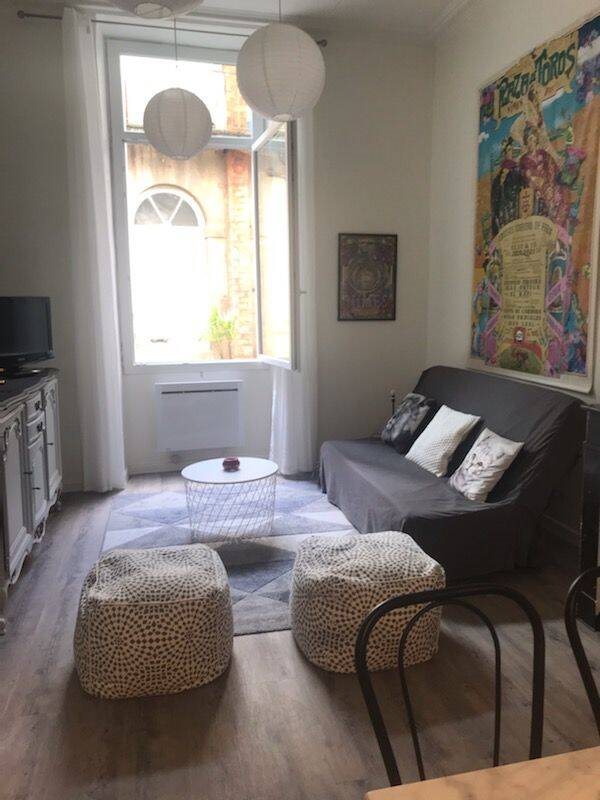 Appartement à louer, 40m², Nîmes