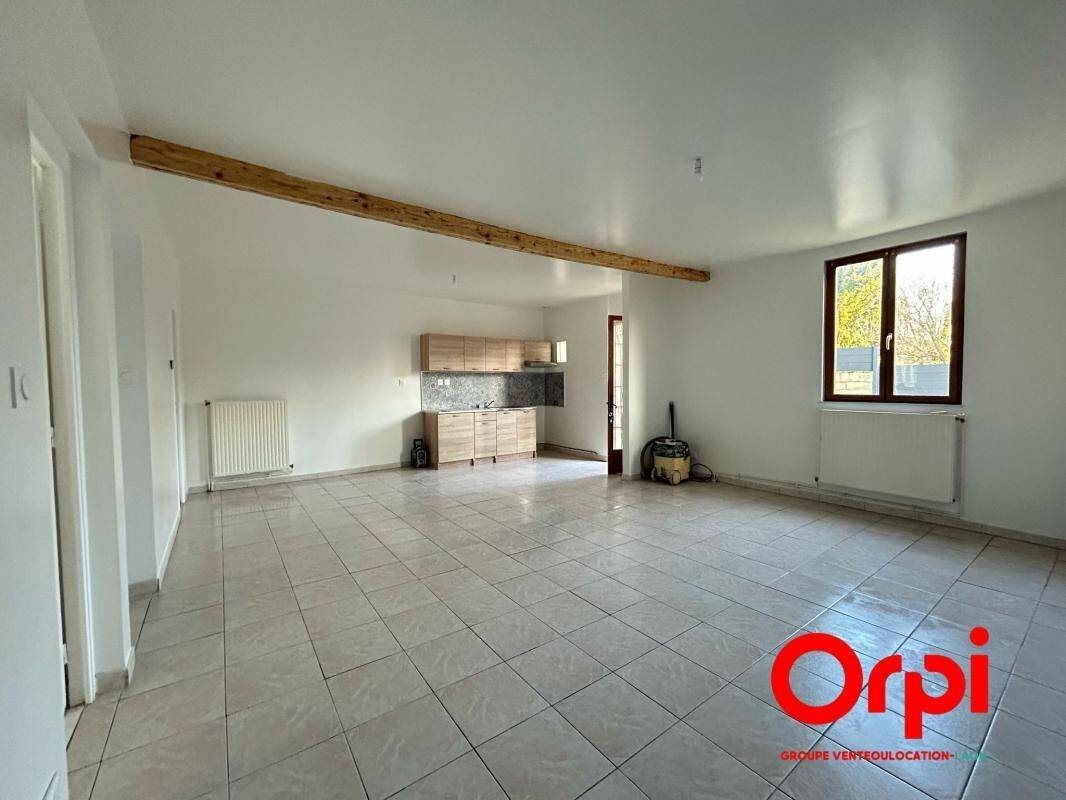 Maison à louer, 70m², Laon