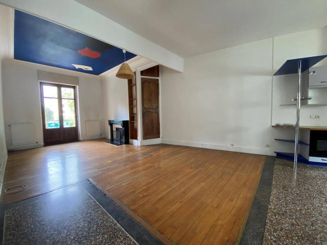 Appartement à louer, 84m², Grenoble