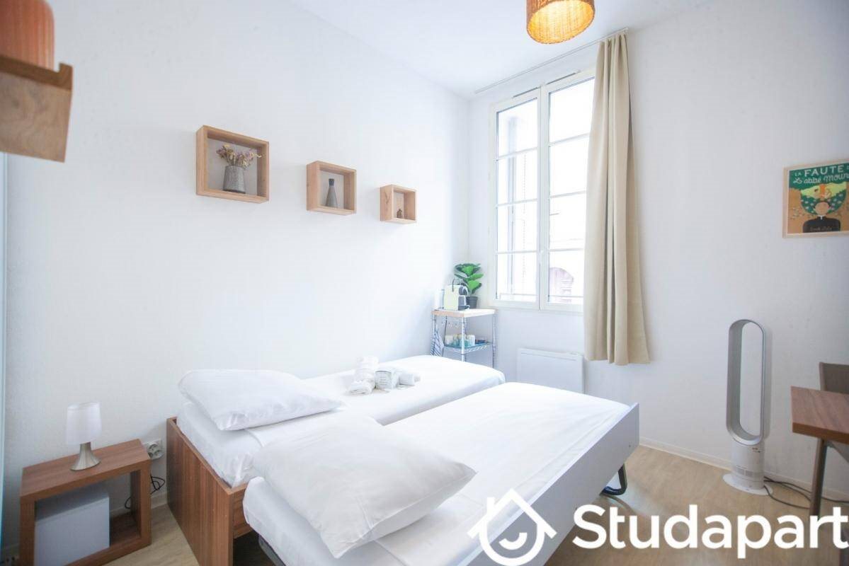 Appartement à louer, 18m², Marseille 1er